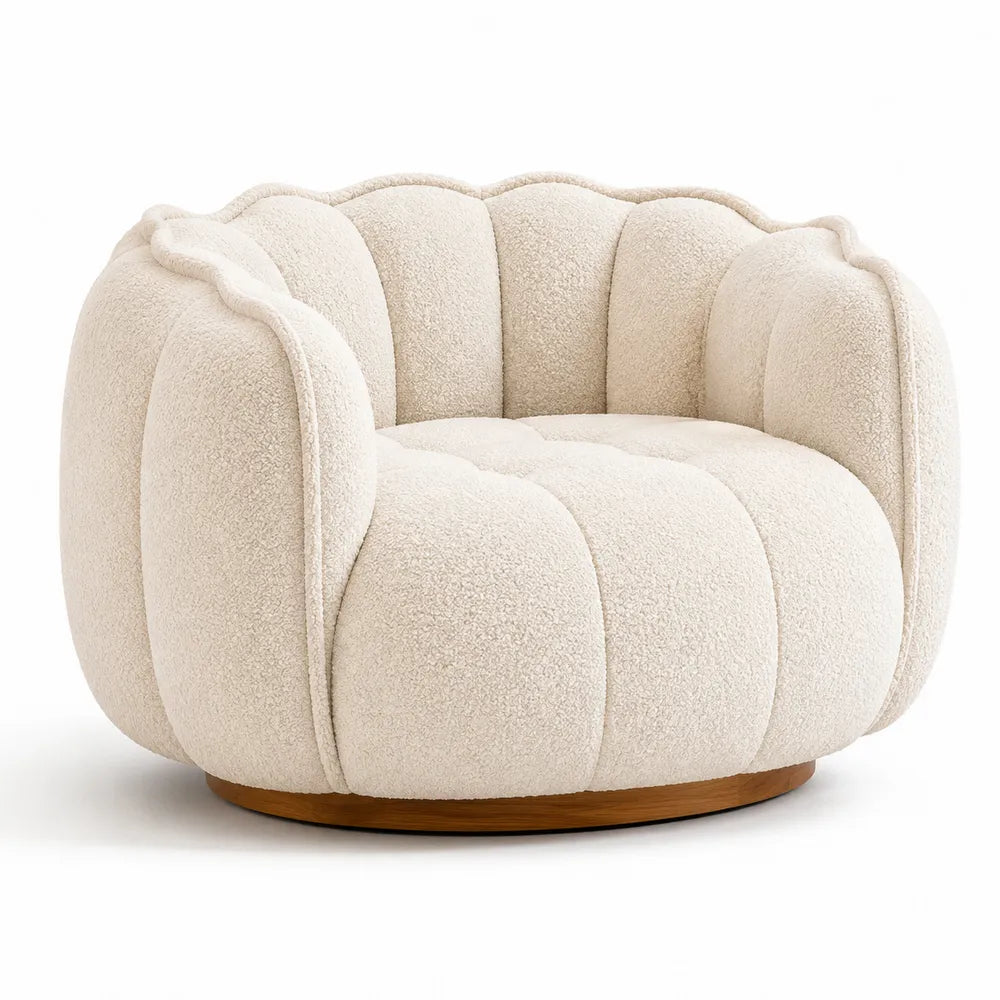 Sillón redondo de lana beige con base de madera
